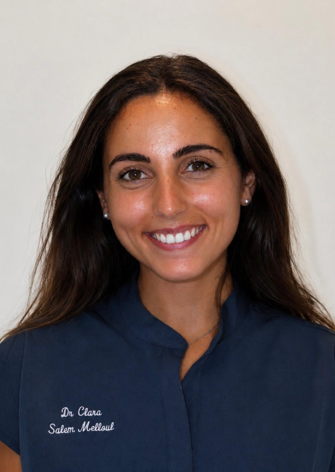 Dr Clara Salem Melloul — Orthodontiste Dr Clara Salem Melloul, orthodontiste au Cabinet Dentaire de Villeneuve-le-Roi (94290) — Spécialiste qualifiée en orthopédie dento-faciale